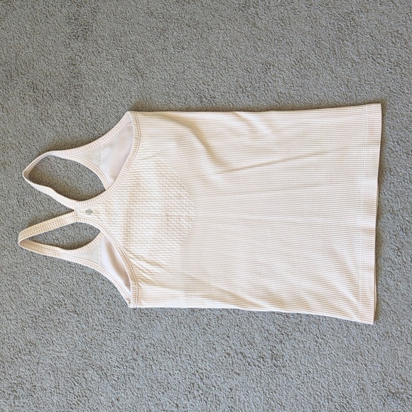 Lululemon Tank - Picture 2 of 3